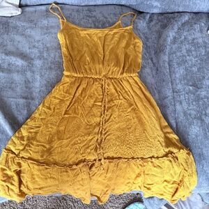 Yellow dress Vertiche